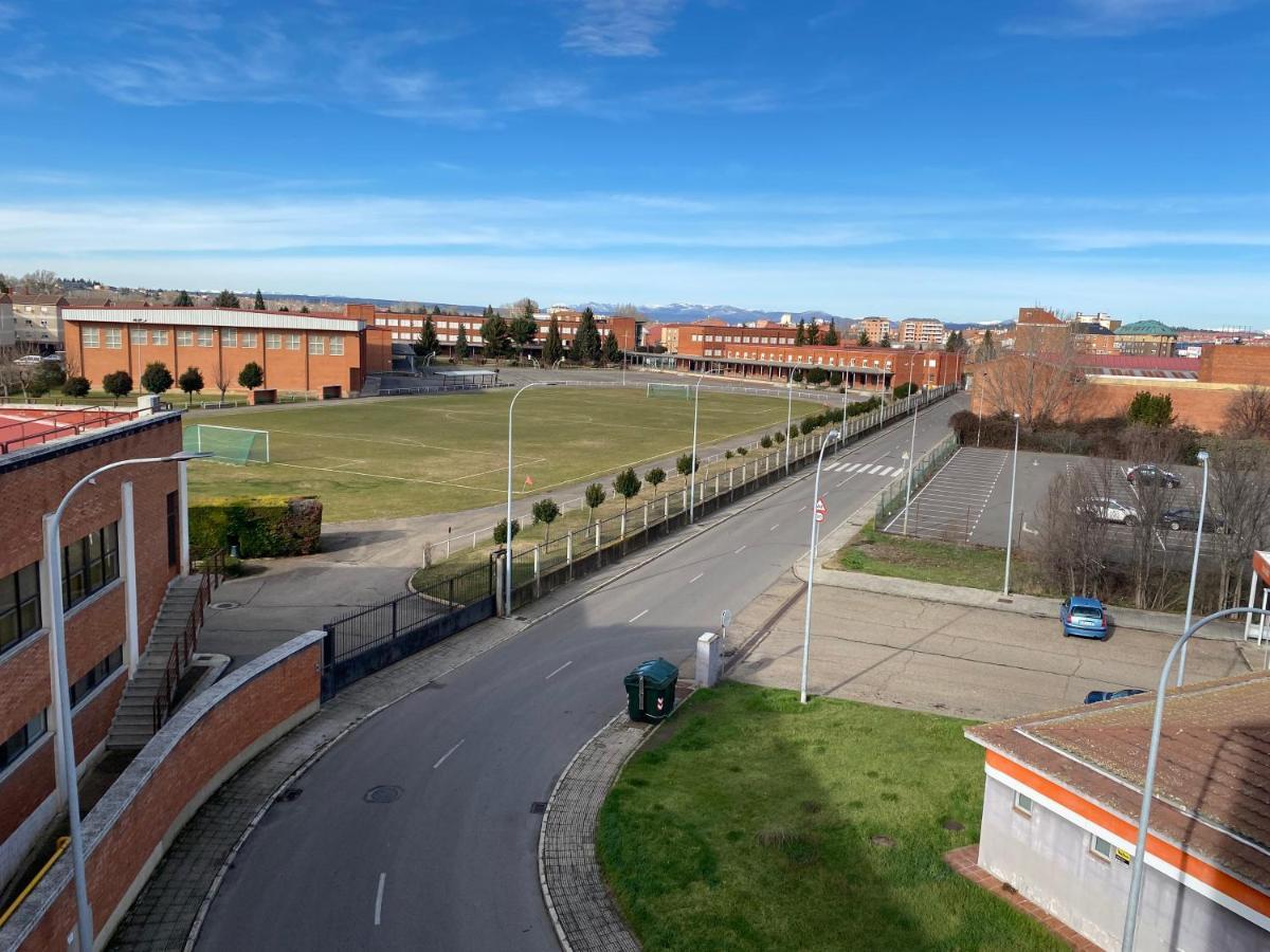 Ferienwohnung La Casa De Reyes - Wifi Gratis León Exterior foto